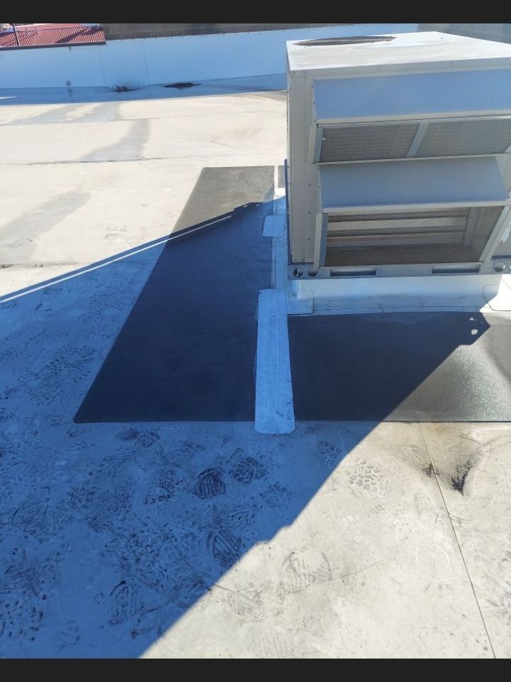 A blue carpet on the floor